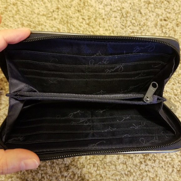 Wallet - Picture 3 of 3